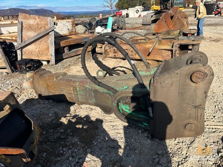 2012-tramac-v2500-hammer-xx50453-image-2