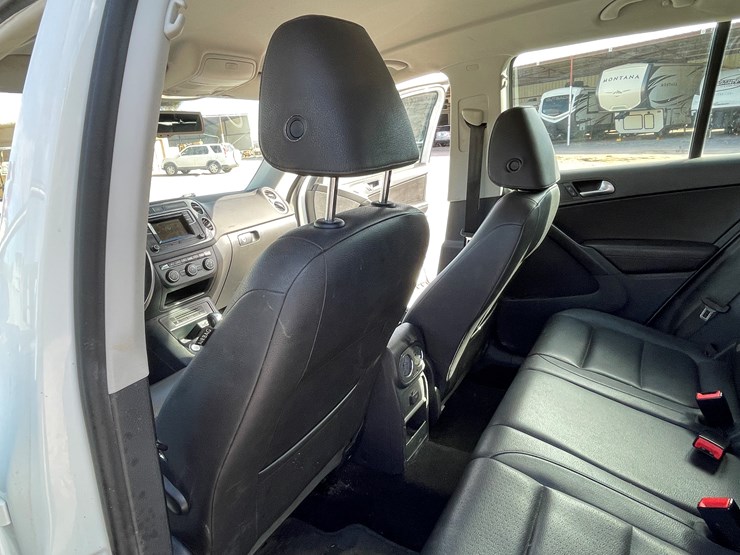 #3-•-volkswagen-tiguan-(nm-title-in-delay)-image-112