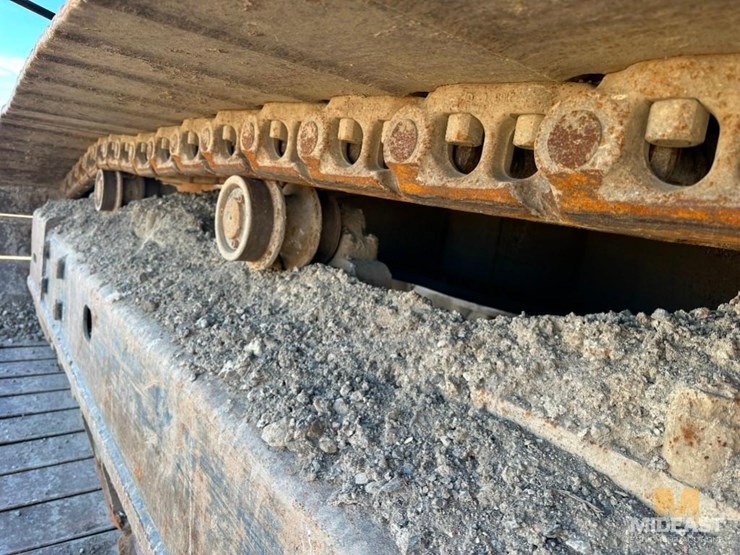 2015-deere-470g-lc-image-20