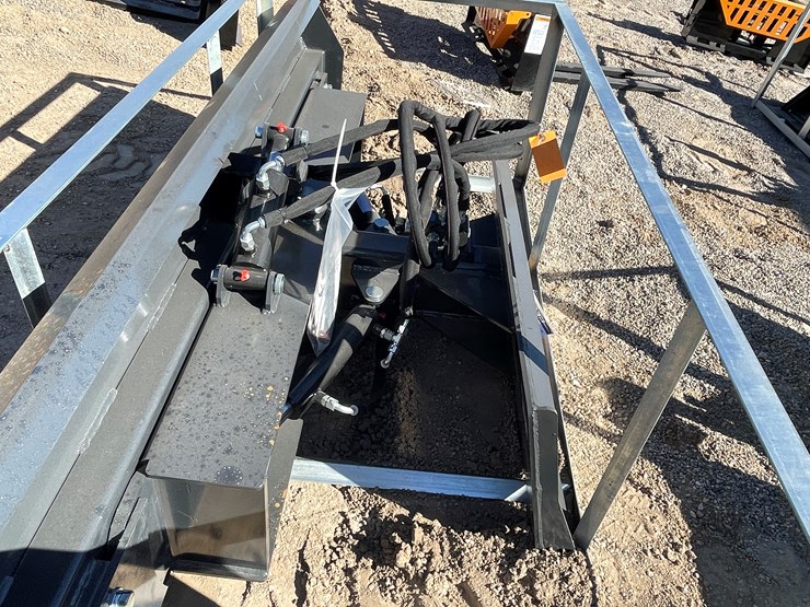 #221-•-6-way-dozer-blade-image-15