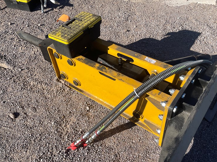 #261-•-skid-steer-concrete-breaker-image-9