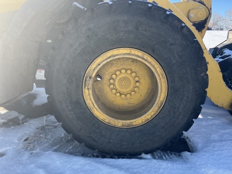 komatsu-wa320-8-image-14