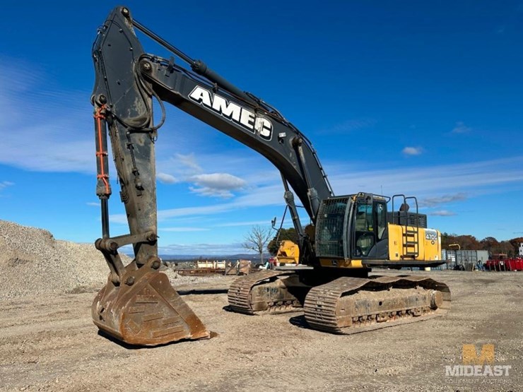 2015-deere-470g-lc-image-2