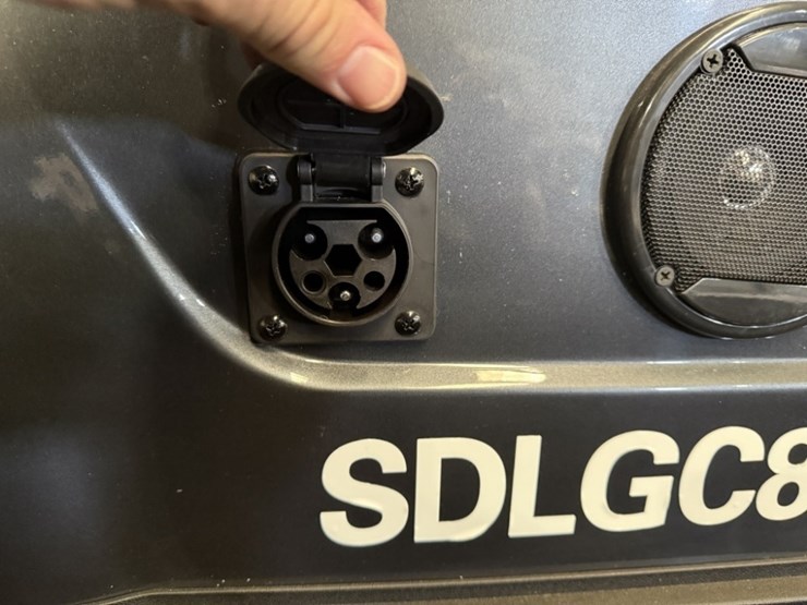 2025-sdlanch-sdlgc80-golf-cart-image-26