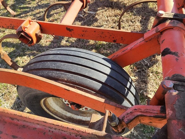 allis-chalmers-1300-field-cultivator-image-31