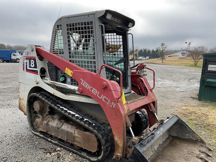 takeuchi-tl8-image-3