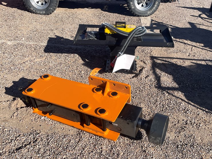 #213-•-skid-steer-post-driver-image-9