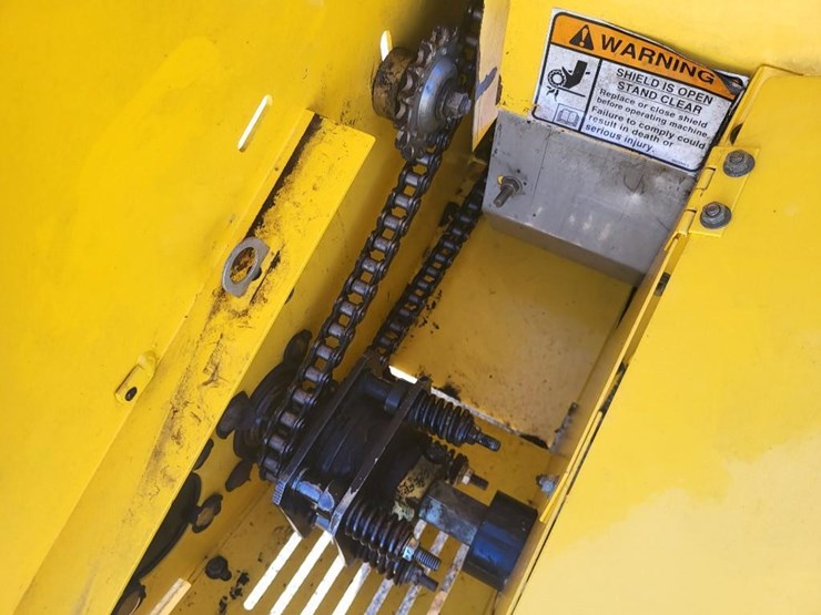 new-holland-98c-image-34