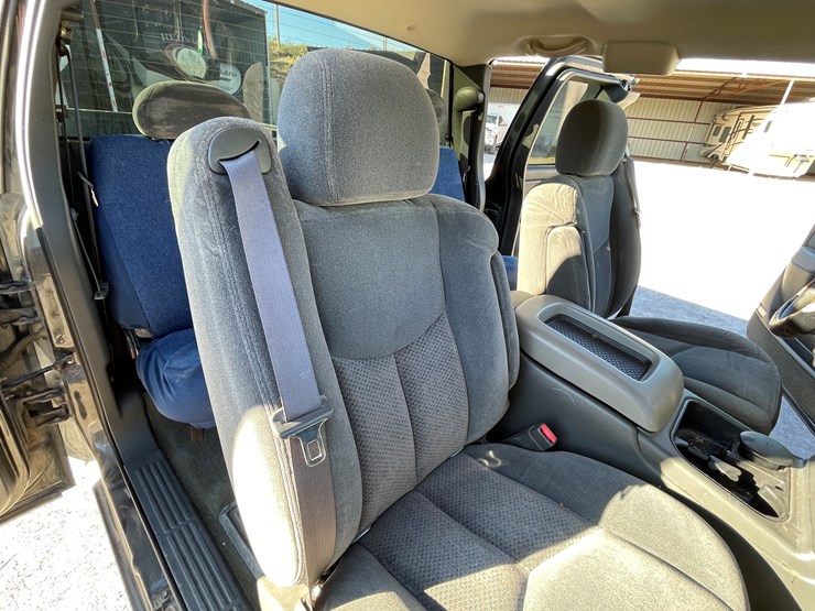 #5-•-2003-chevy-silverado-truck-(has-az-title)-image-87