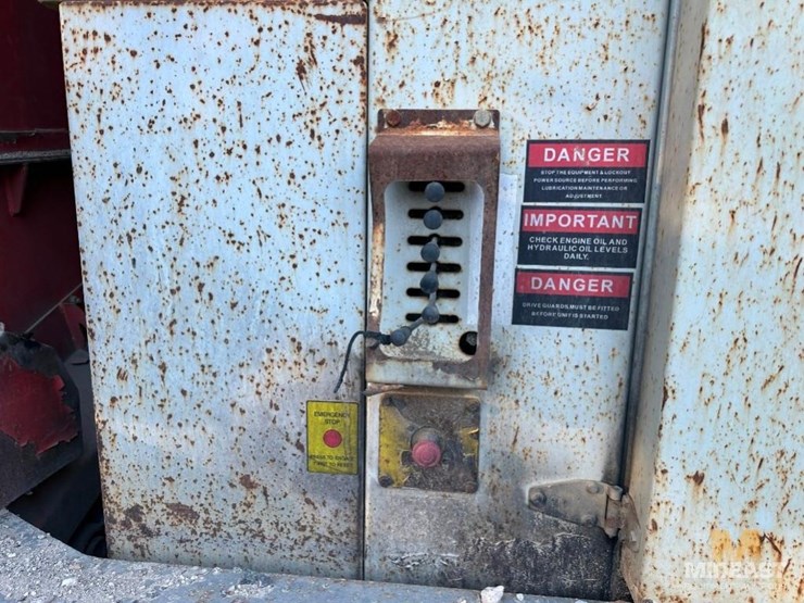 2012-sandvik-qe440-image-33