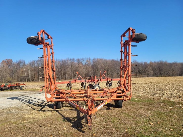 allis-chalmers-1300-field-cultivator-image-8