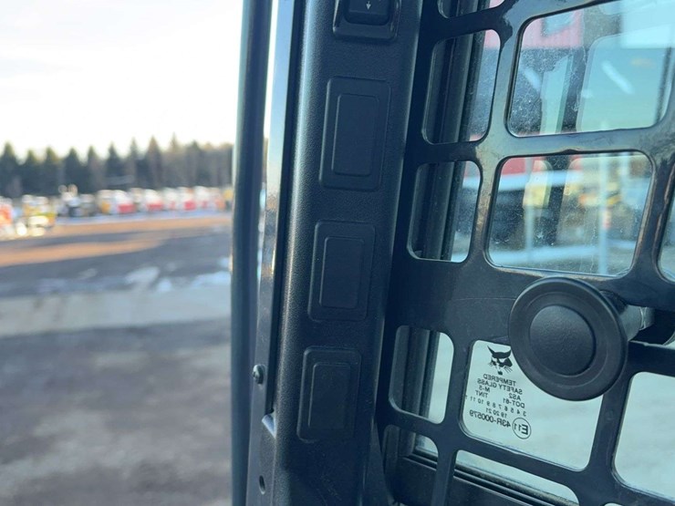 2018-bobcat-t590-image-32