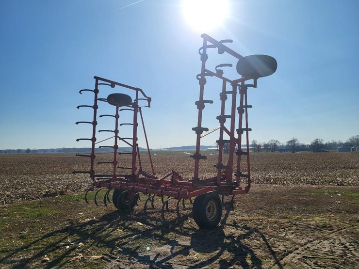 allis-chalmers-1300-field-cultivator-image-5