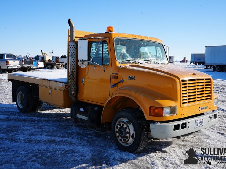 1998-international-4700-image-3