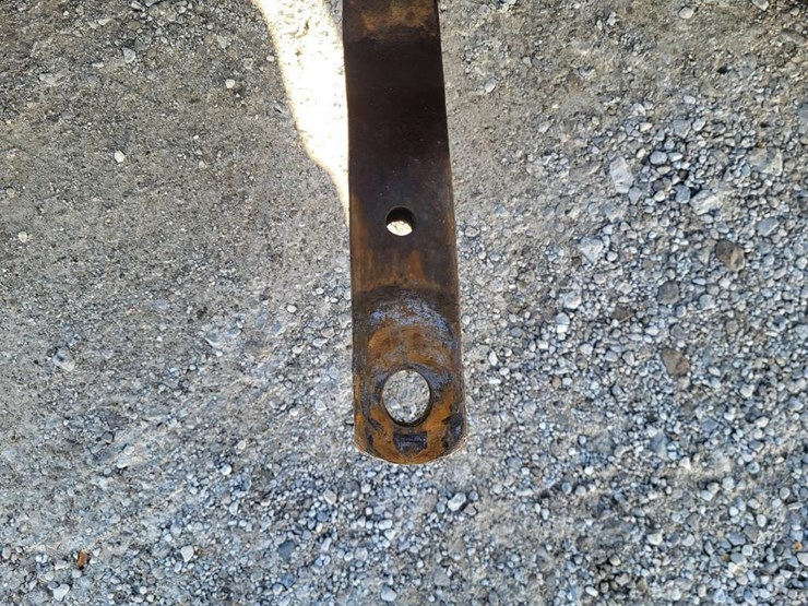 white-2-105-image-29