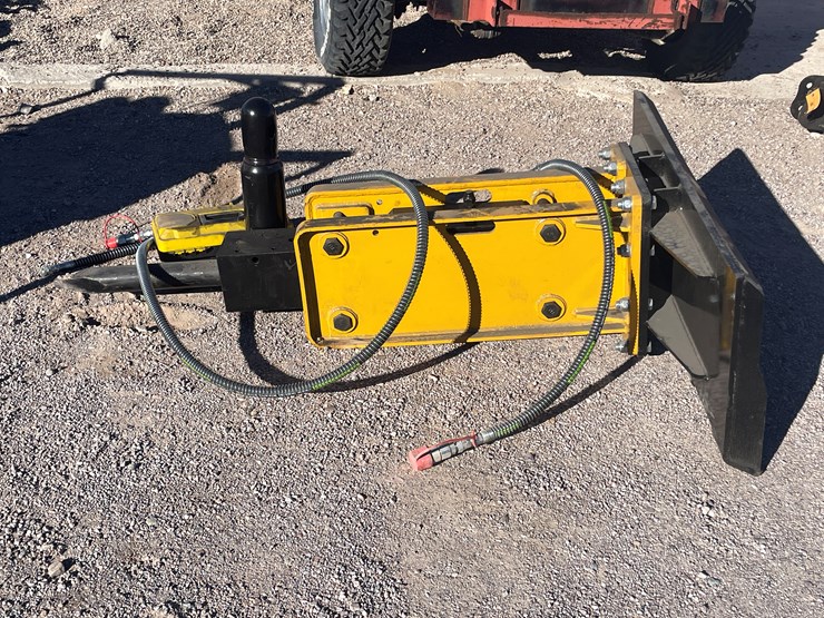 #262-•-skid-steer-concrete-breaker-image-15