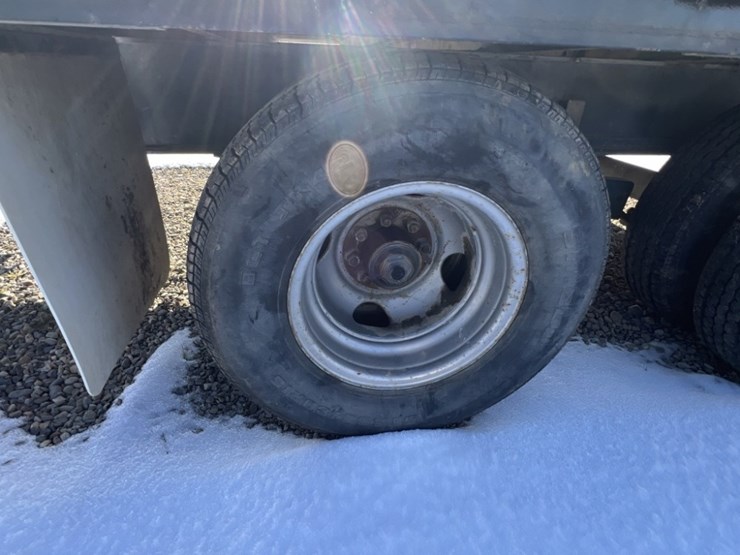 titan-trailer-image-6