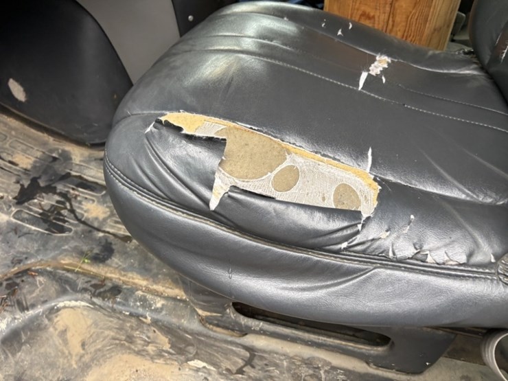 1996-chevrolet-2500-image-17