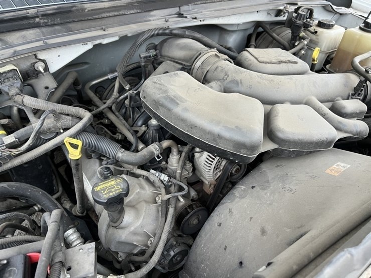 2008-ford-f250-xl-image-11