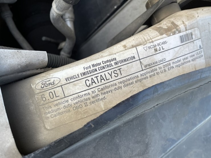 2006-ford-f350-image-34