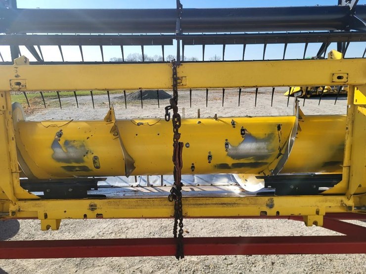 new-holland-74c-image-41