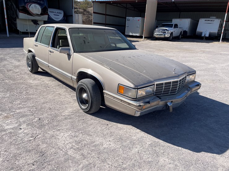 #7-•-cadillac-deville-(nm-title-in-delay)-image-3