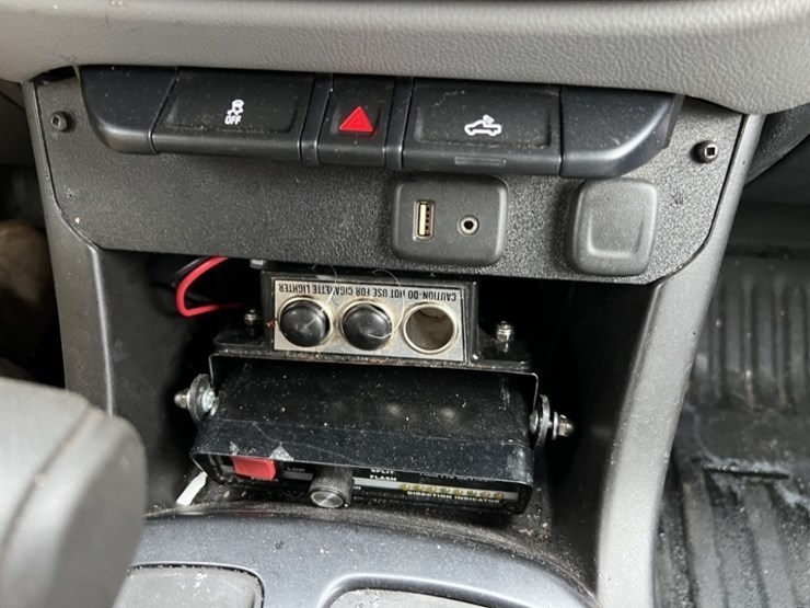 2015-chevrolet-colorado-image-30