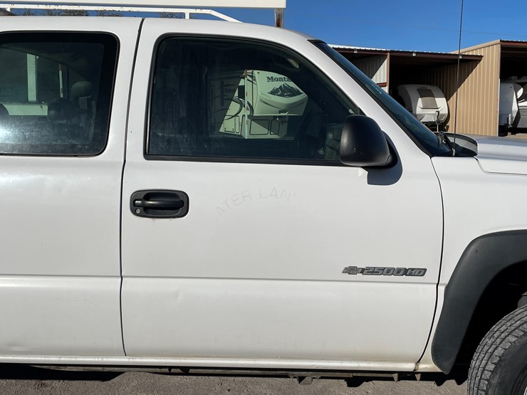 2007-chevrolet-silverado-2500-image-32