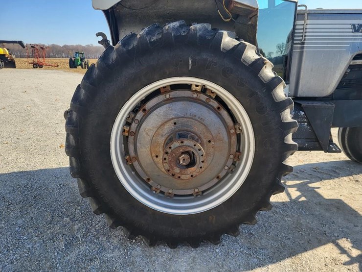 white-2-105-image-37