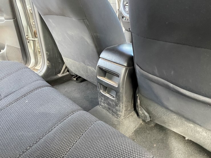 #4-•-2013-nissan-sentra-(has-nm-title)-image-102