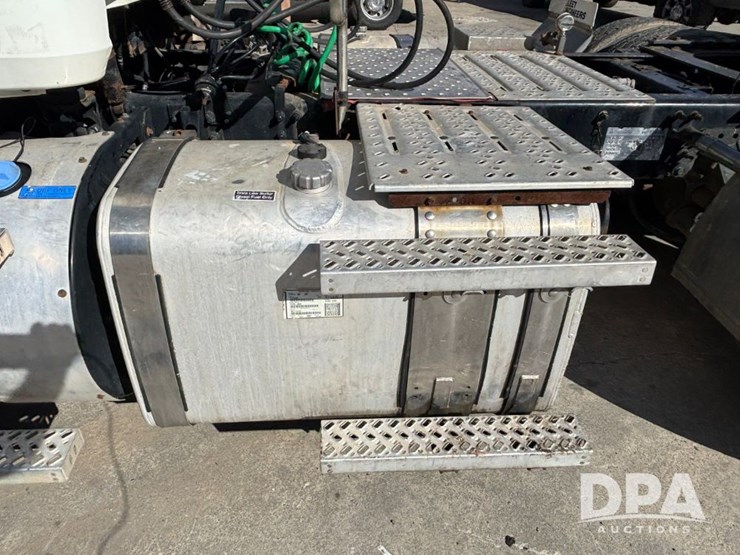 2018-mack-cxu613-truck-(gp12152)-image-26