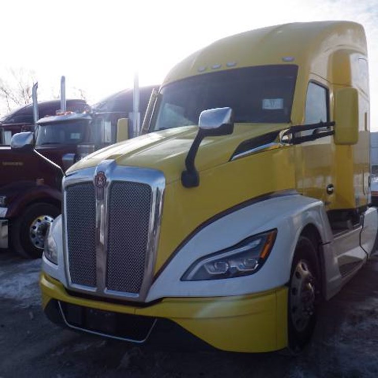 2022 KENWORTH T680