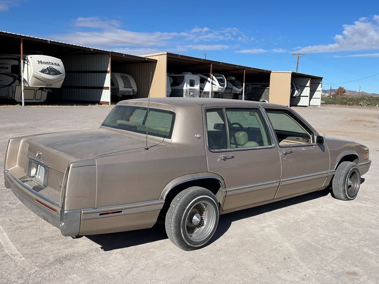 #7-•-cadillac-deville-(nm-title-in-delay)-image-5