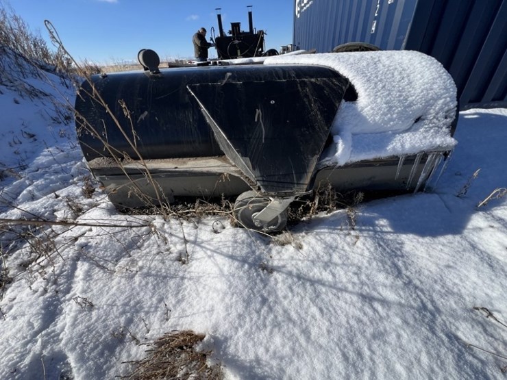 caterpillar-bp118c-box-broom-image-2