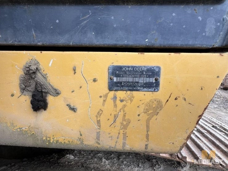 2010-200d-excavator-xx12078-image-31