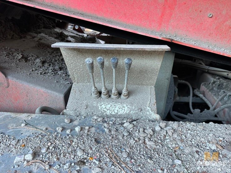 2012-sandvik-qe440-image-32