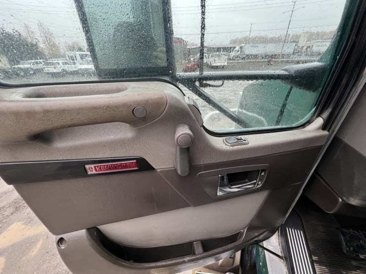 kenworth-t800-image-25