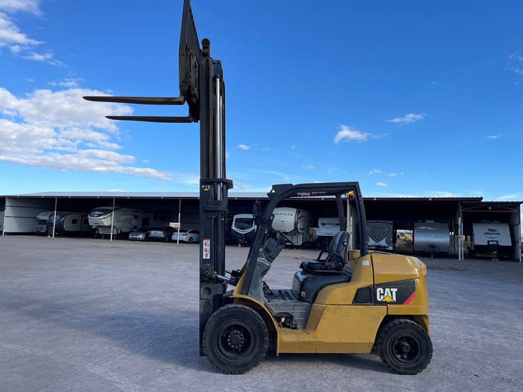 #15-•-2015-cat-forklift-image-86