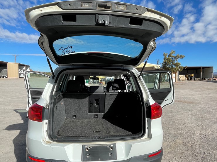 #3-•-volkswagen-tiguan-(nm-title-in-delay)-image-54