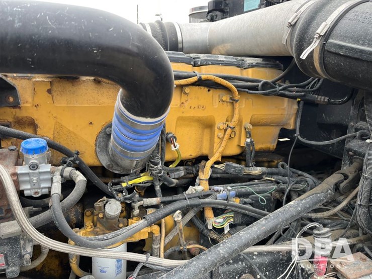 1999-peterbilt-379-image-76