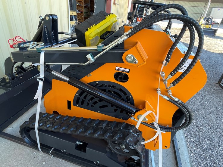 #226-•-mini-skid-steer-loader-image-9
