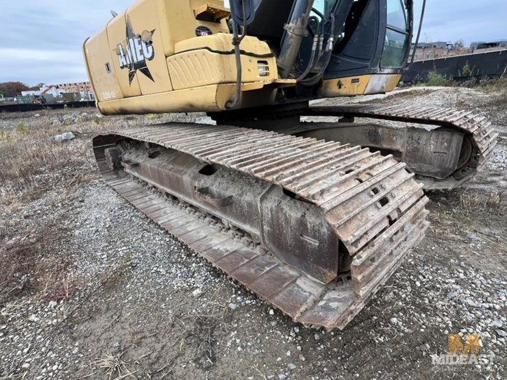 2010-200d-excavator-xx12078-image-13