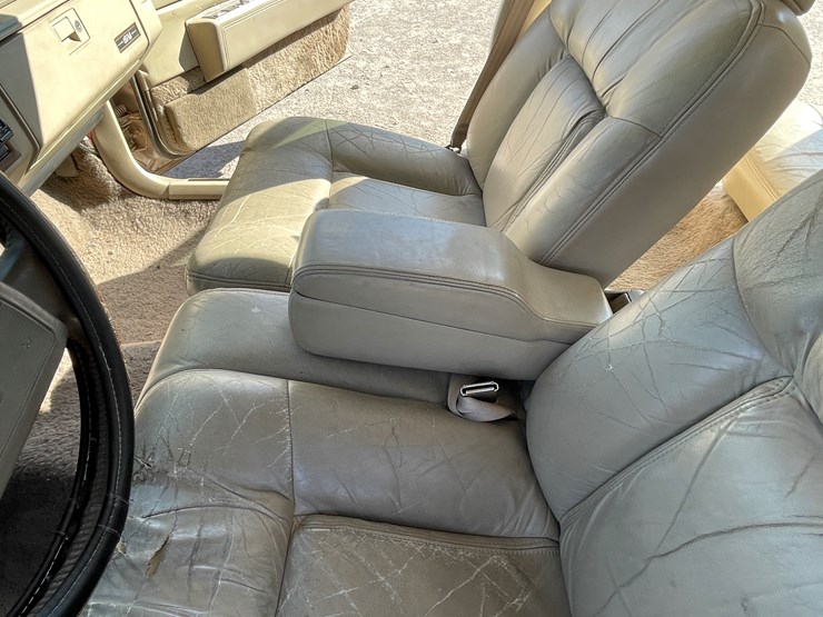 #7-•-cadillac-deville-(nm-title-in-delay)-image-66