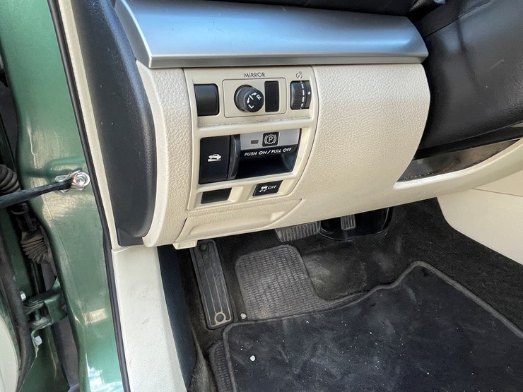 #8-•-2014-subaru-legacy-wagon-(nm-title-in-delay)-image-72