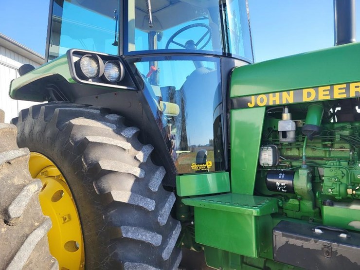 john-deere-4455-image-44