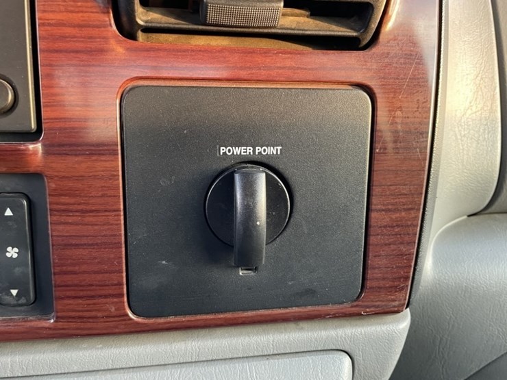 2006-ford-f350-image-32