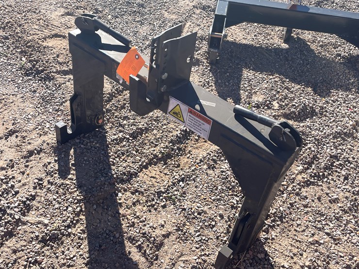 #234-•-class-1-tractors-quick-hitch-image-2