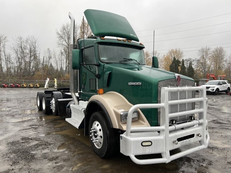 kenworth-t800-image-2