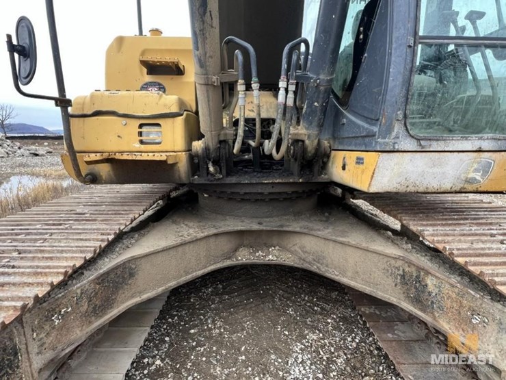 2010-200d-excavator-xx12078-image-12