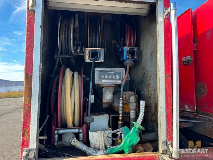 2006-peterbilt-fuel-truck-xx75502-image-11